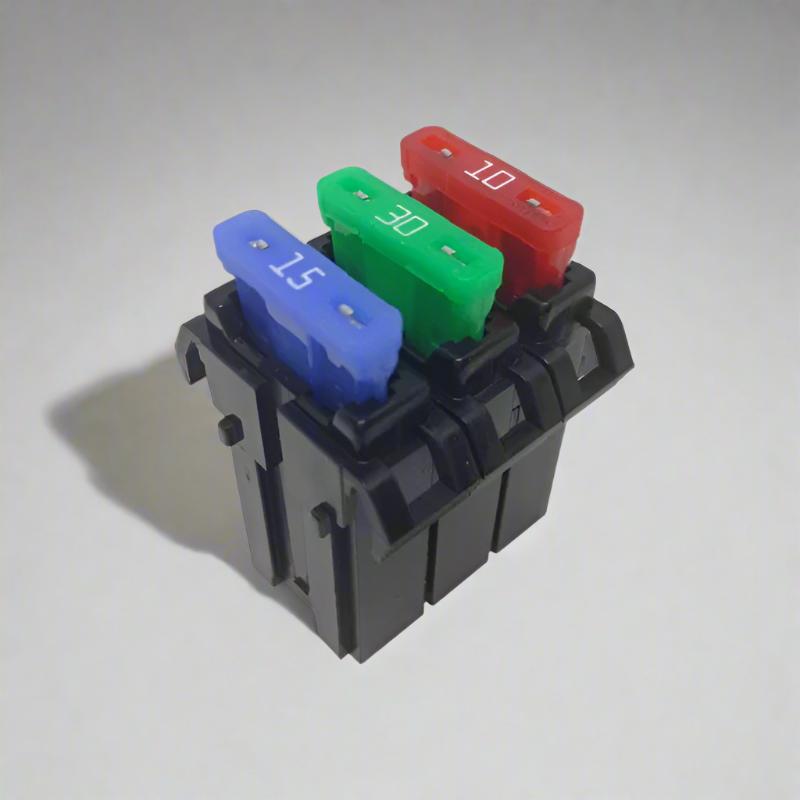 Blade Fuse Holder Uncovered